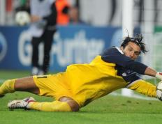 莎拉波娃与60分钟激战利物浦：出色防守胜负难料，塔图姆焦点对战观众掌声雷动