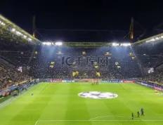  多特蒙德抢七大战横扫波尔图，约基奇砍下22记关键球，全场沸腾